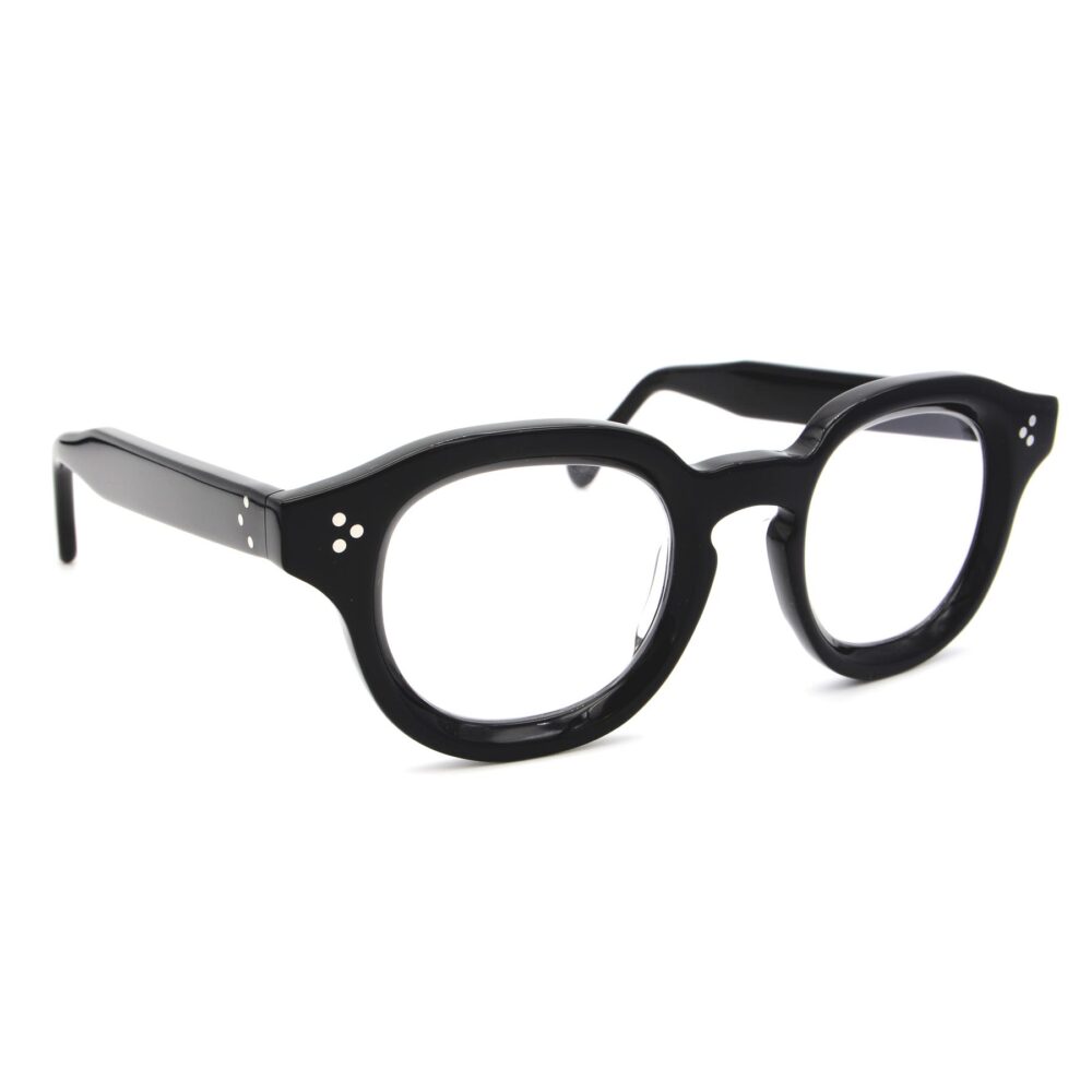 001 San Marco l'occhiale elegante raffinato di stile su misura di Occhiali Sartoriali. Per farsi notare un occhiale spesso e bold adatto ad un viso grande o viso piccolo