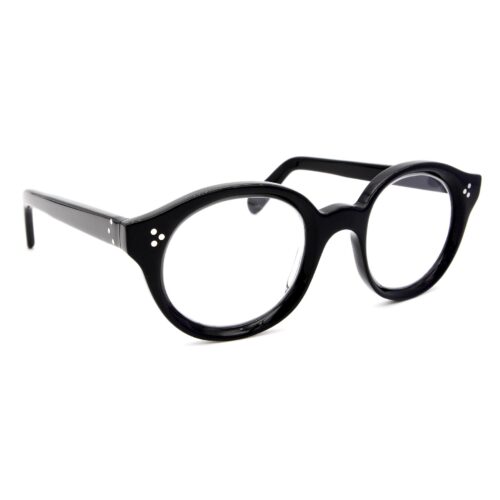 Occhiali Sartoriali si ispira a Le Corbusier per la creazione degli occhiali Corbusier personalizzabile online e realizzato nel negozio di Padova a mano