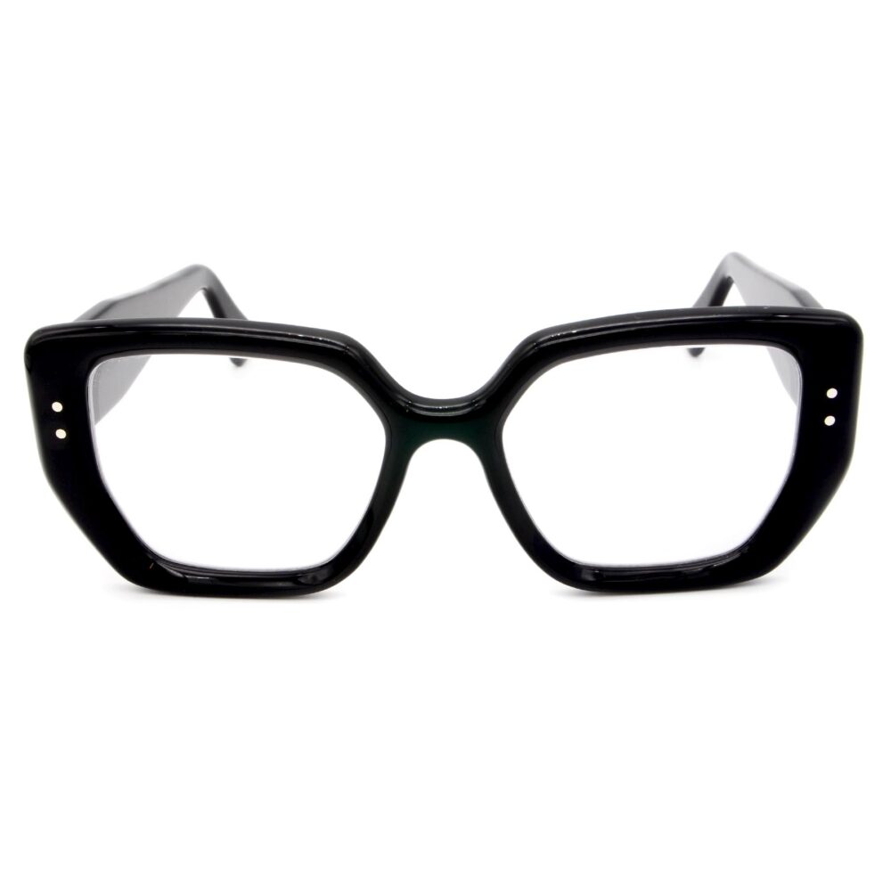 occhiali da donna Iris realizzato a mano in modo artigianale su misura nel laboratorio di Padova di Occhiali Sartoriali occhiali eleganti femminili grandi con lente grande da sole e da vista